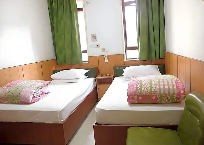 Tong Keng 2* Macao